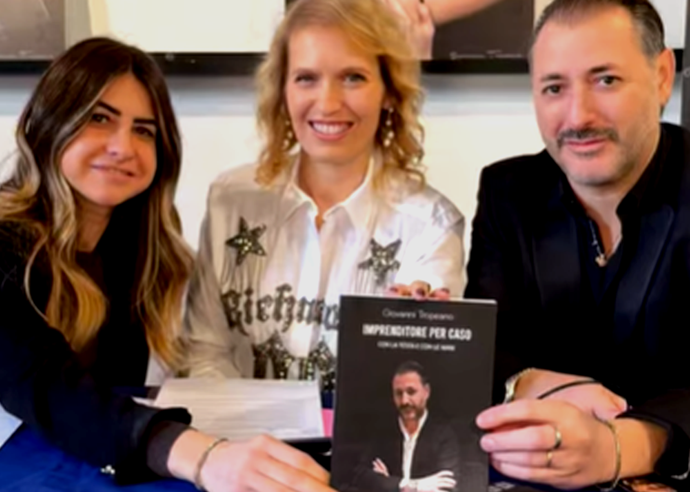 Grande successo per la presentazione del libro di Giovanni Tropeano alla Galleria Boragno