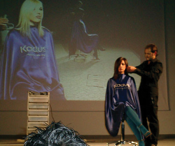 Show moda The Mark 2002