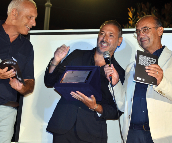Giovanni Tropeano premiato alla Giornata dell’Emigrante 2025